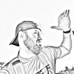 Meet your Posher, Levi